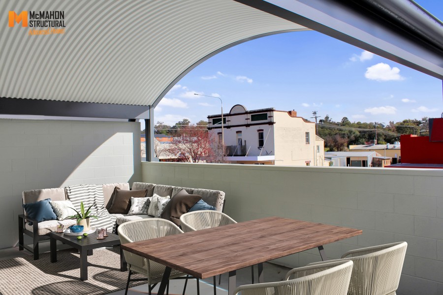 Byron Street - Upstairs Unit 1, Inverell NSW